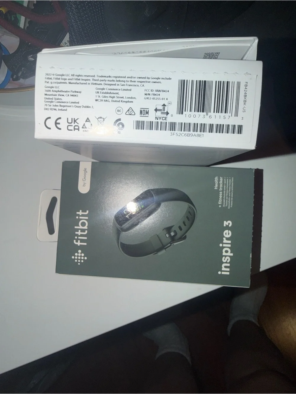 fitbit Inspire 3 Tracker - Black/Green Band
